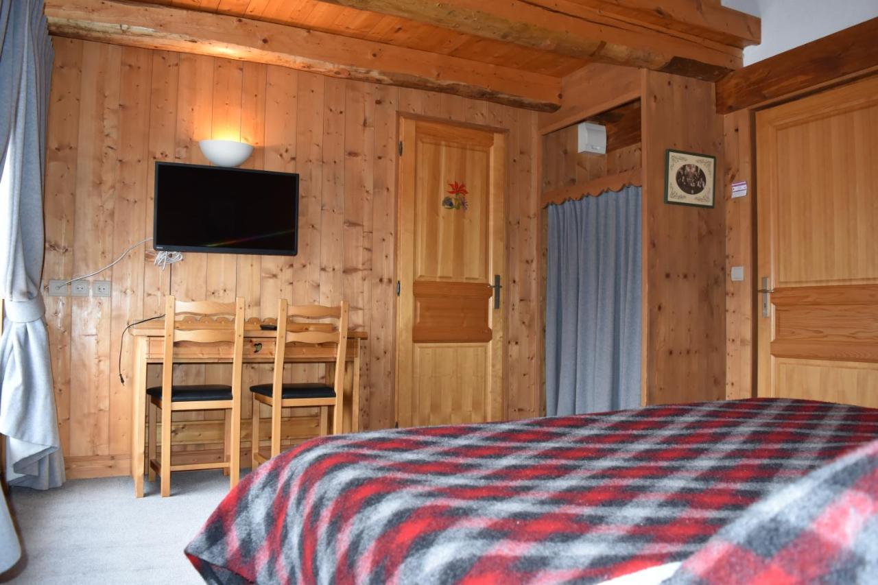 Le Chalet D'Eleonore 雷塞兹 外观 照片