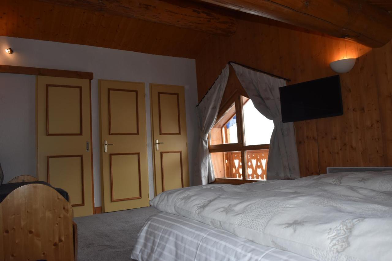 Le Chalet D'Eleonore 雷塞兹 外观 照片